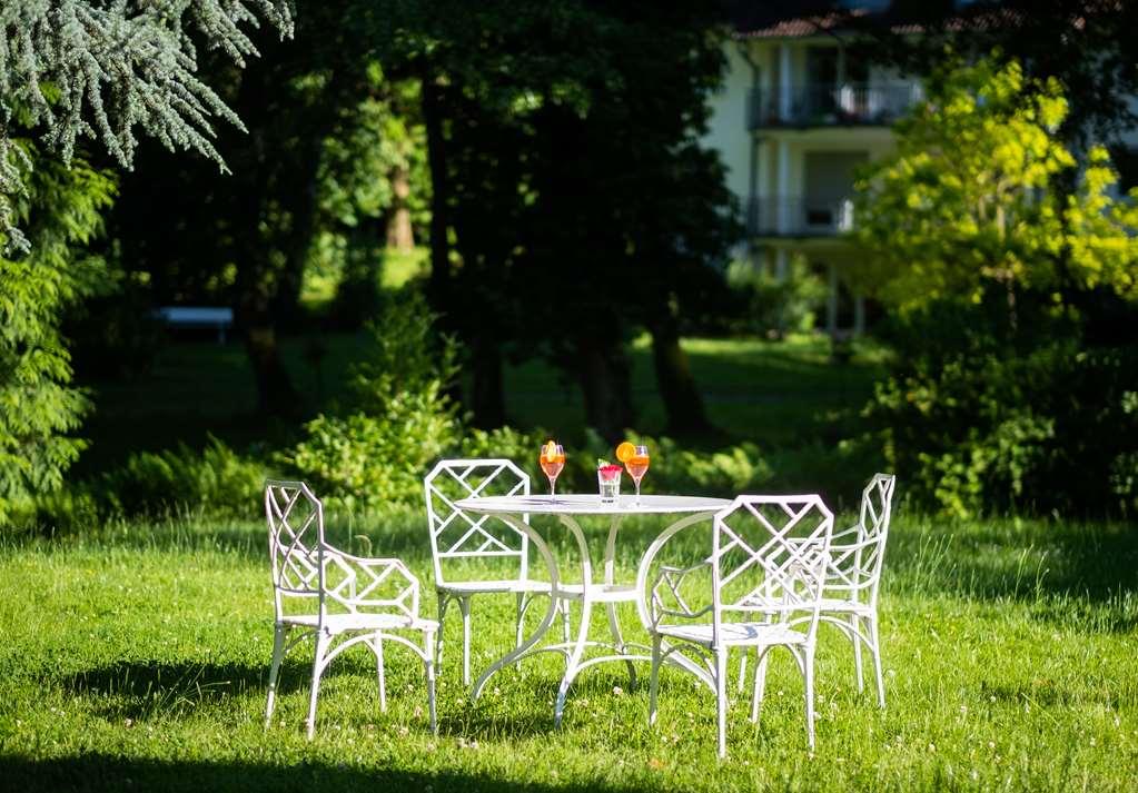 Parkhotel Am Taunus オーバーウルゼル エクステリア 写真